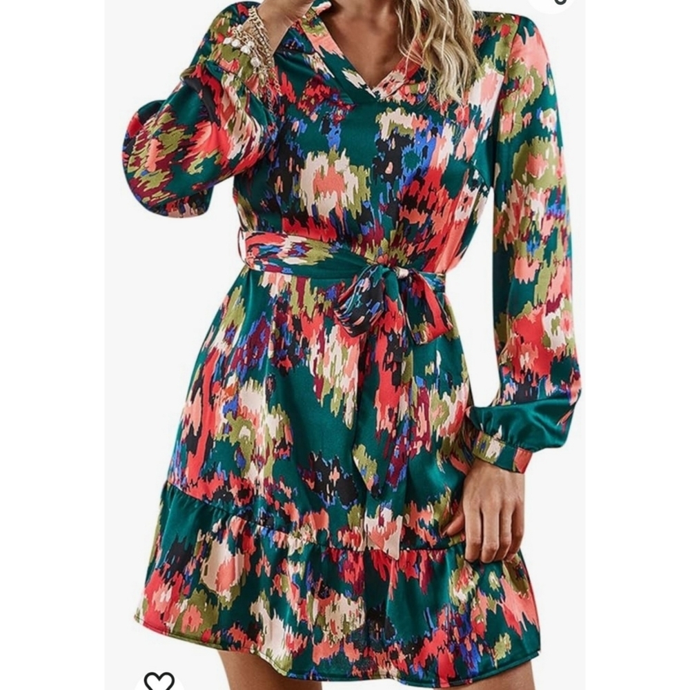Lpmadey Split neck Flowy ruffle hem Dress Green Size L